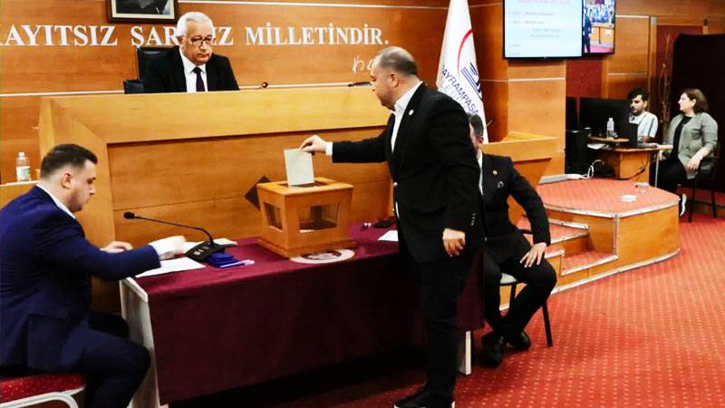 bayrampasa belediyesi kurayla chpde kaldi akp dava acmaya hazirlaniyor qQjOzm1x