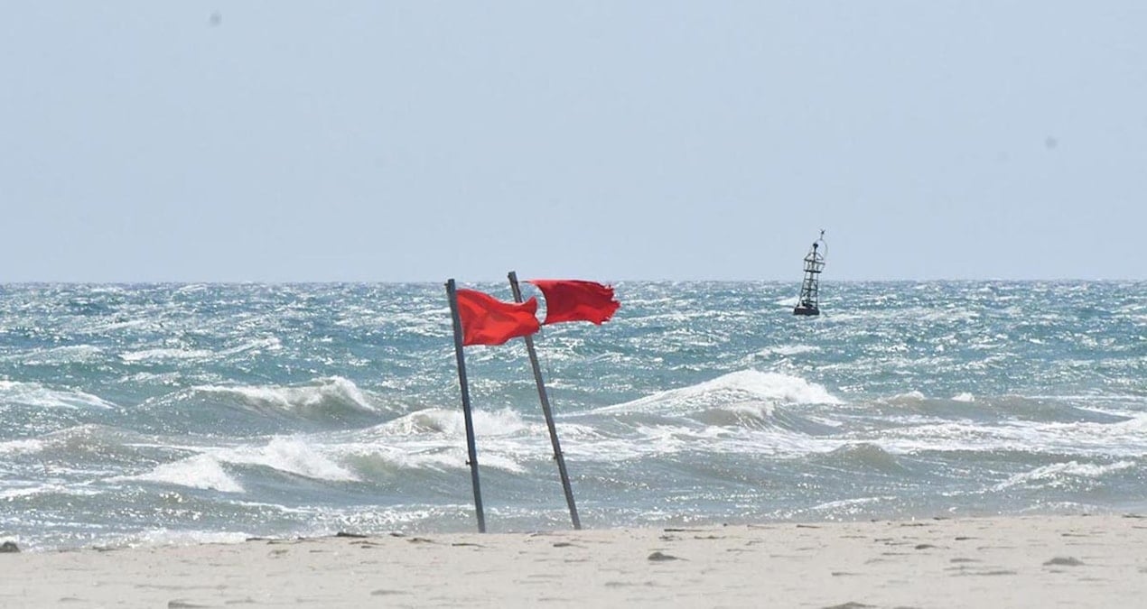 valilikler pes pese duyurdu iki ilde denize girmek yasaklandi EhRnt7E2