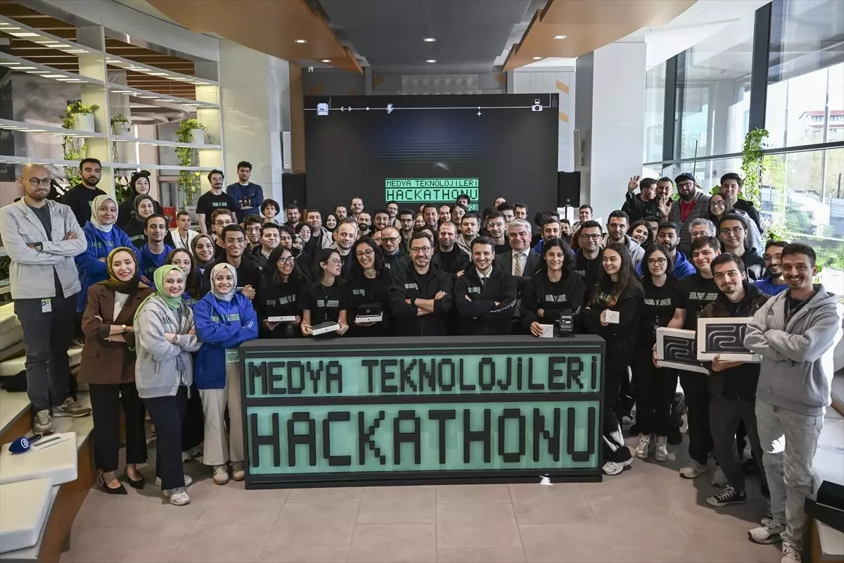 aa medya teknolojileri hackathonu v20 odul toreni 2 HS52wFBT.jpg