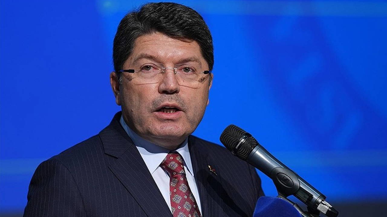 adalet bakani tunc yargi sistemini boyle ovdu bugun yolsuzluktan da teroristten de hesap soruluyor zHlF16OJ