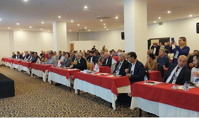 akdeniz belediyeler birligi 114 meclis toplantisi yapildi rSXHA8nF.jpg