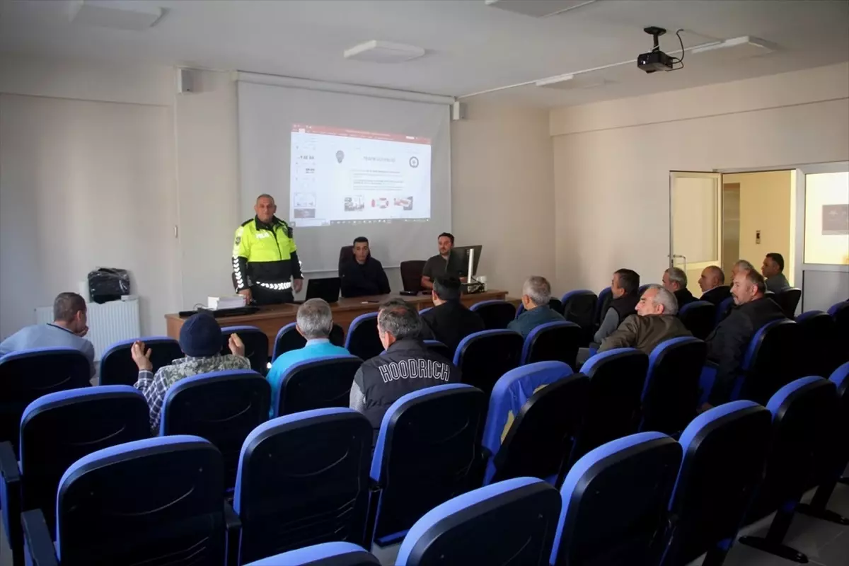 gucede okul servisi soforlerine seminer jptE2qMX.jpg