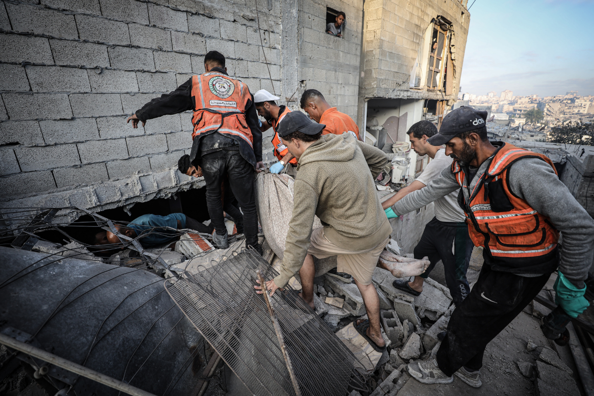 israilin ateskesi ihlal ederek gazzeye duzenledigi saldirilarda olen filistinlilerin sayisi 63e yukseldi FaMtFrTb.png