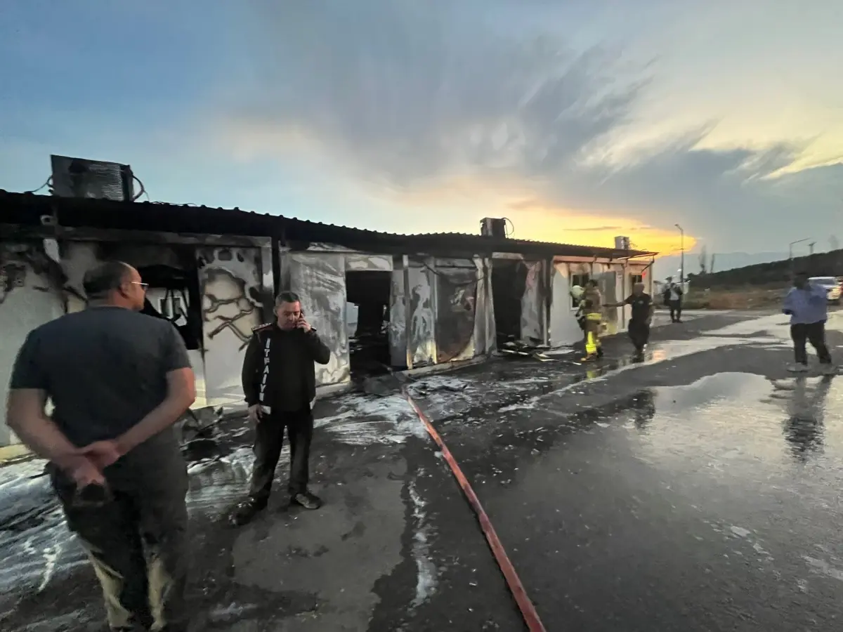 kahramanmarasta okulda yangin acW817d6.jpg