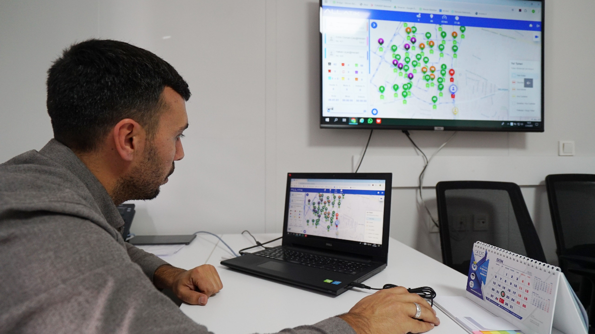 meramda akilli atik toplama sistemi ile cevre temizligi yeni bir boyut kazandi kdwqv8Vq